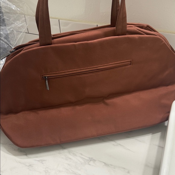 Lululemon Go Getter Bag 2.0 BNWT - Picture 3 of 4